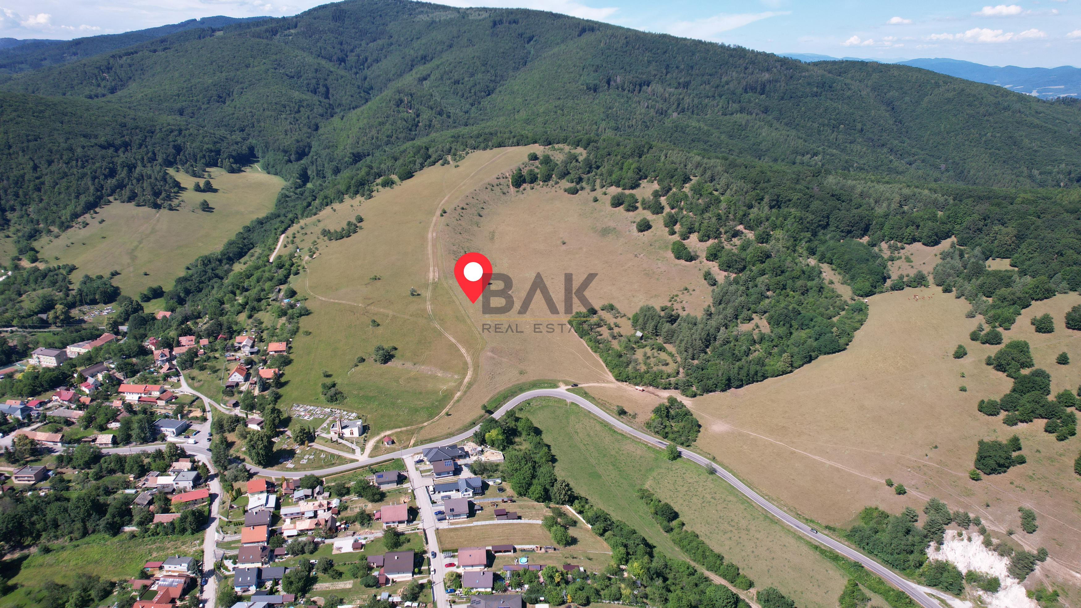 Pozemok Horné Šútovce – 1 240 m²